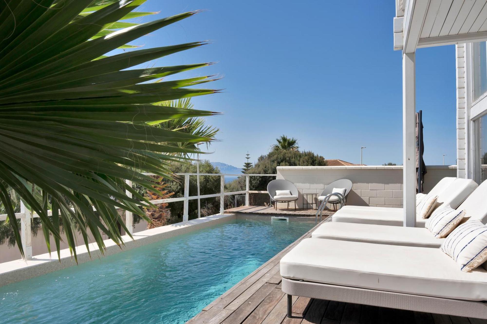 Increible Villa De Madera Con Vistas Al Mar アルヘシラス エクステリア 写真