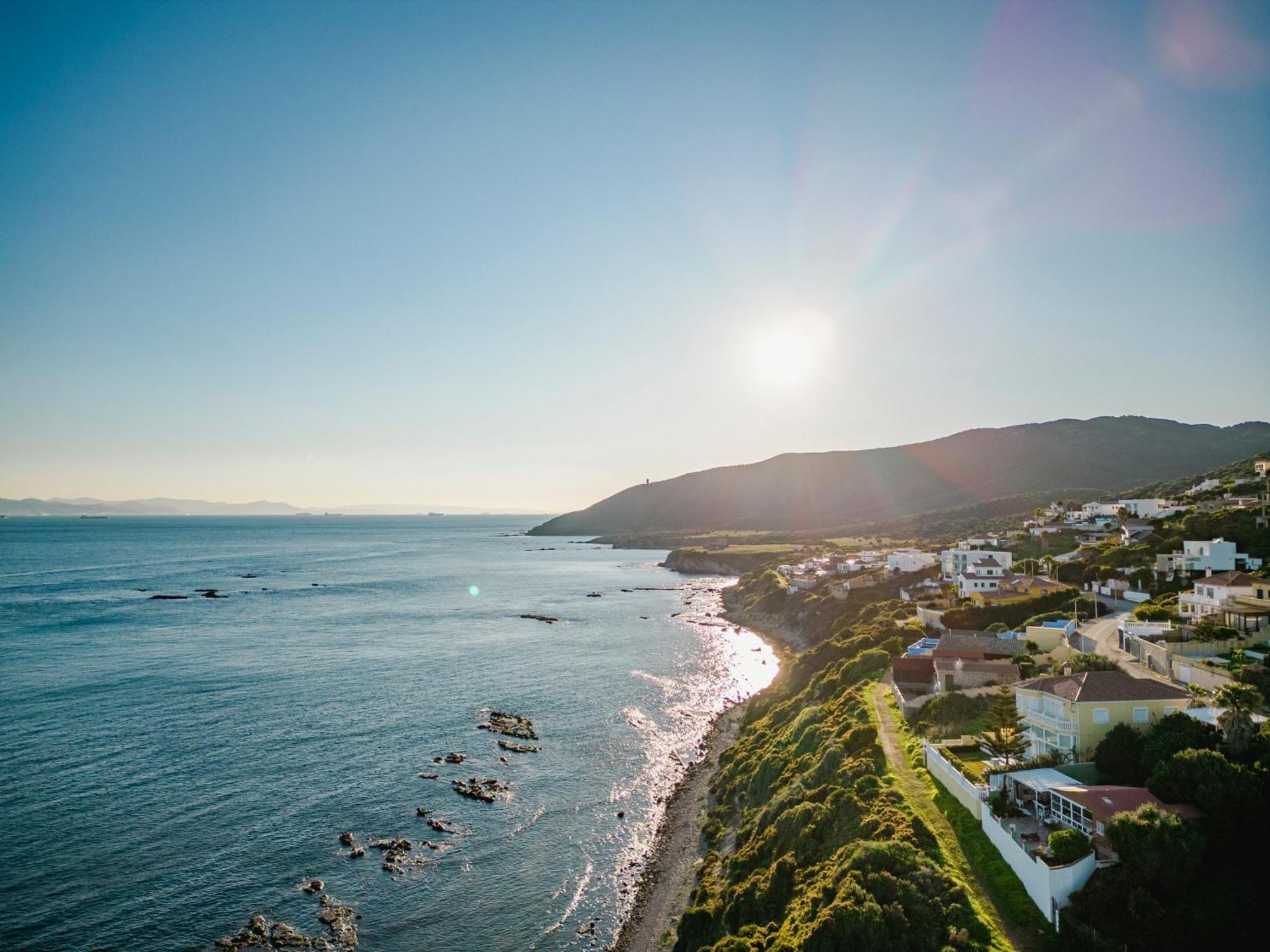 Increible Villa De Madera Con Vistas Al Mar アルヘシラス エクステリア 写真